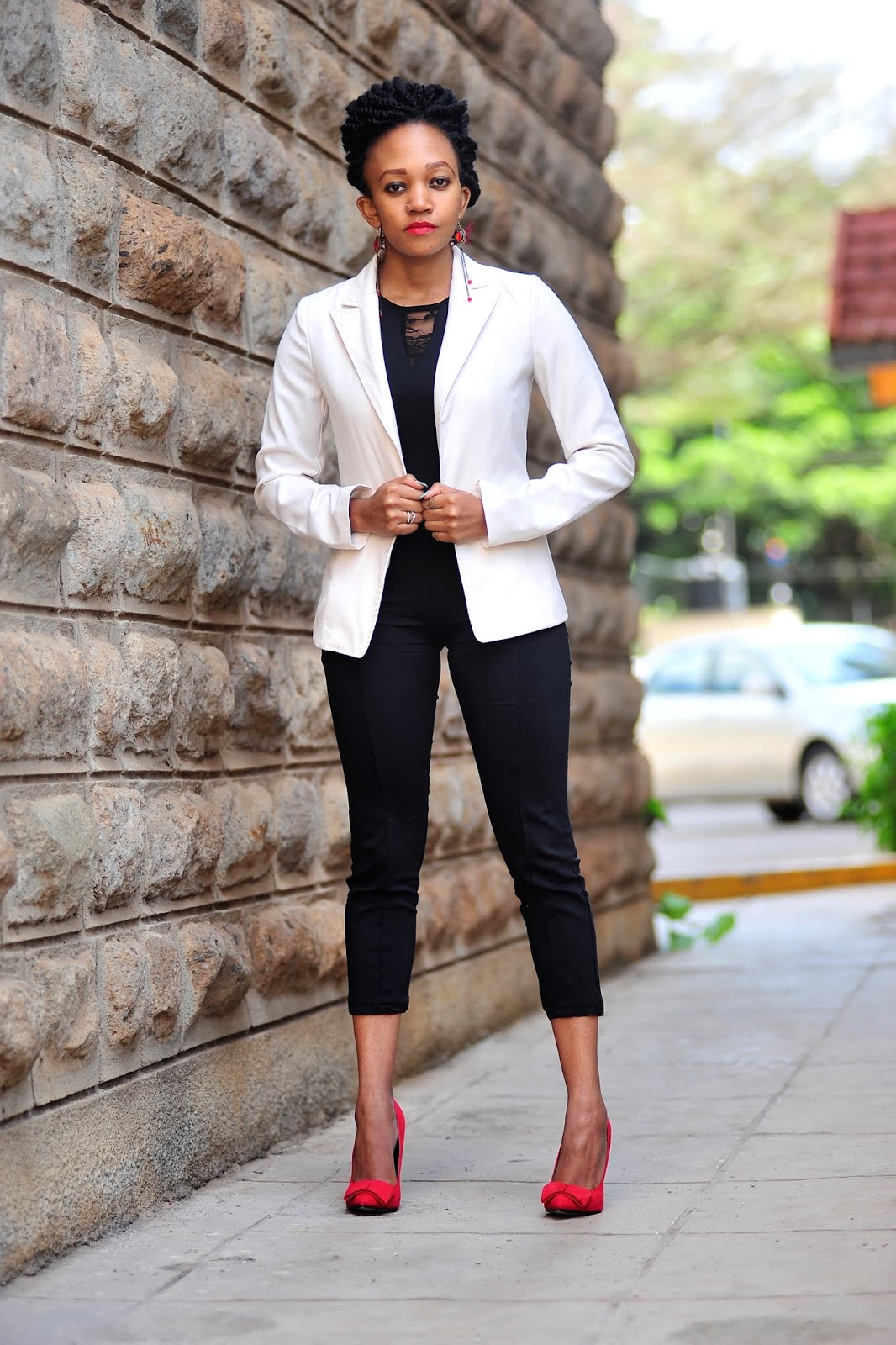 Easy Work Style : Black Jumpsuit and White Blazer